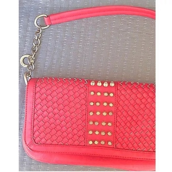 Izzy & Ali Red Woven Studded Purse Clutch Handbag - Picture 3 of 4